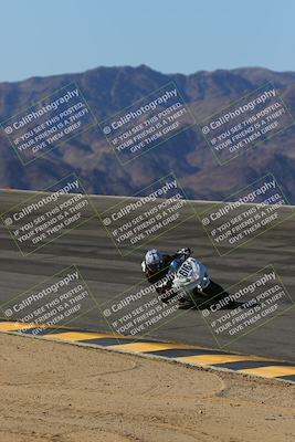 media/Mar-21-2025-CVMA Friday Practice (Fri) [[30cd4fe323]]/3-Racer 2/Session 2 (Bowl)/